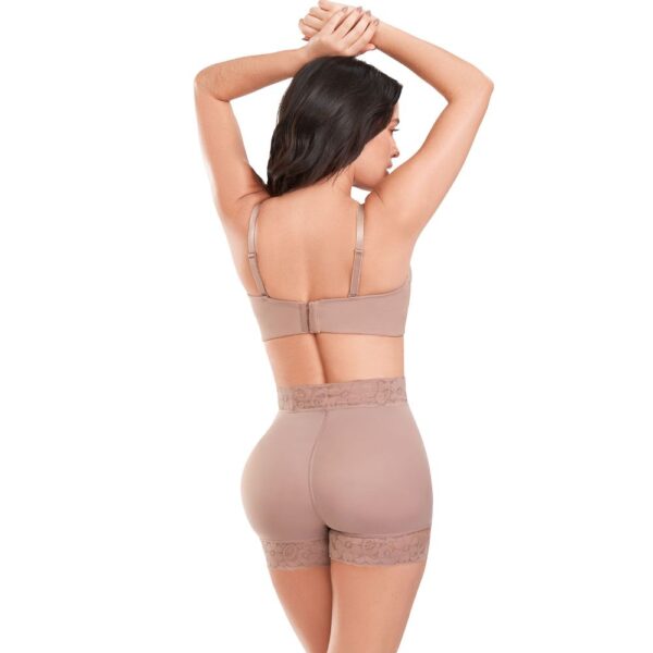 Short Levanta Pompa Invisible